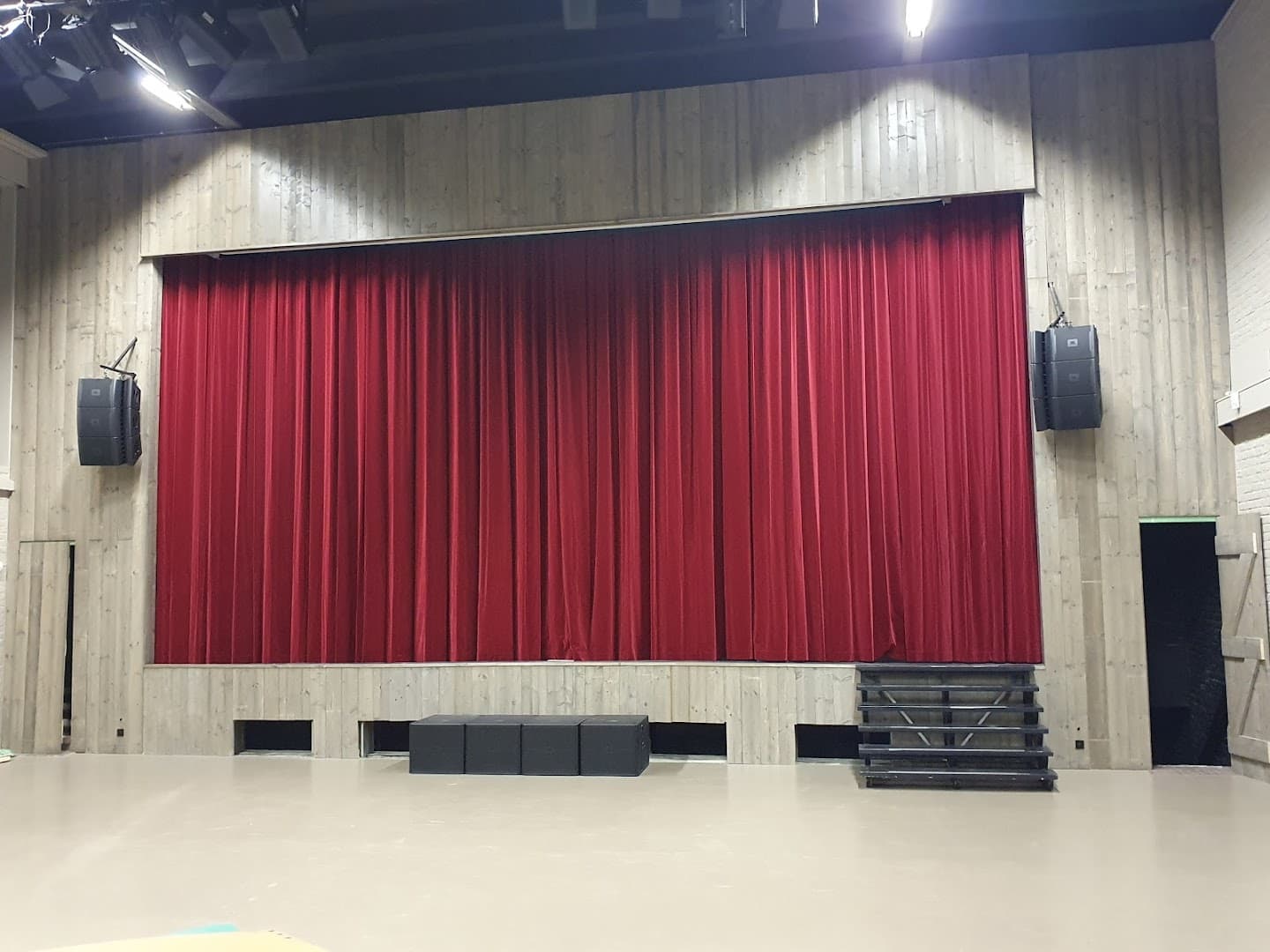 GC Tentakel backdrop
