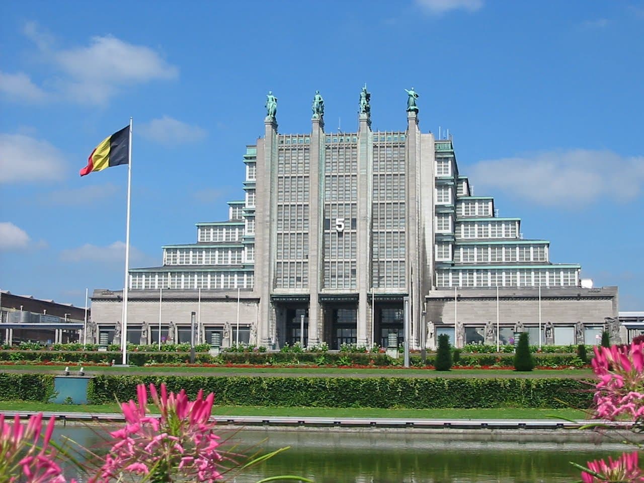 Kinepolis Brussels backdrop