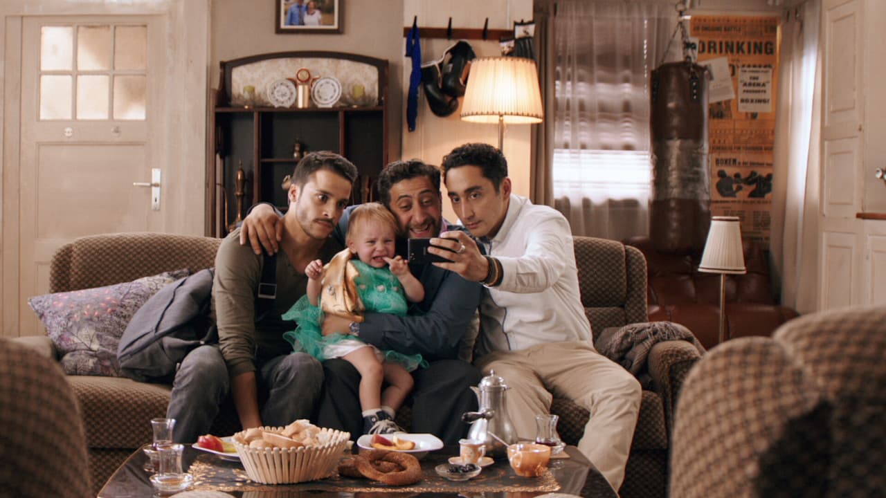 3 Türken und ein Baby backdrop