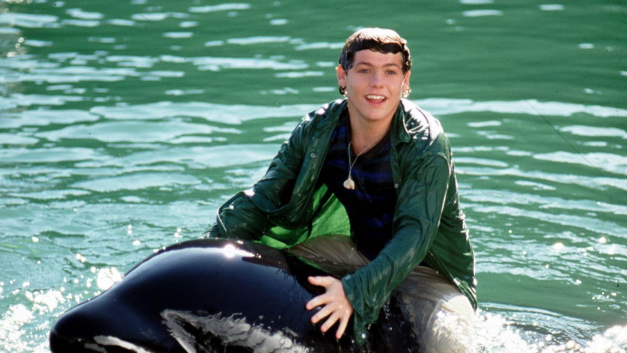 Free Willy 3: The Rescue backdrop