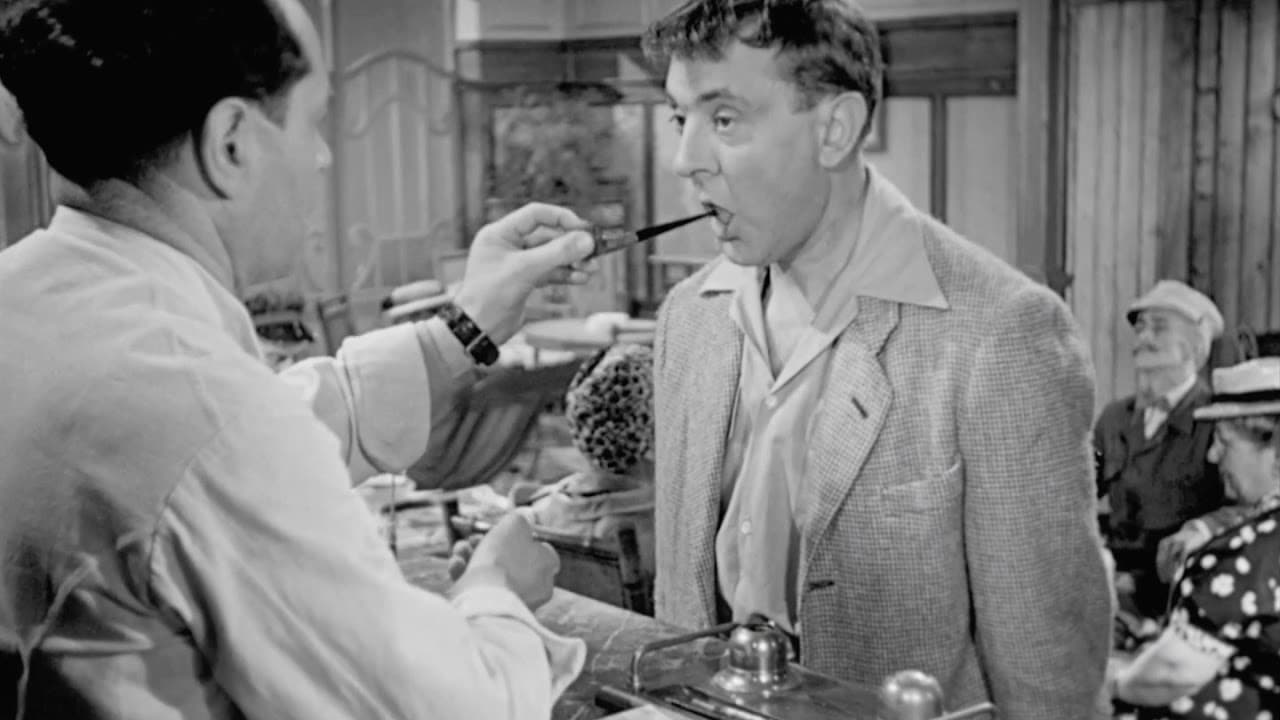 Monsieur Hulot's Holiday trailer thumbnail