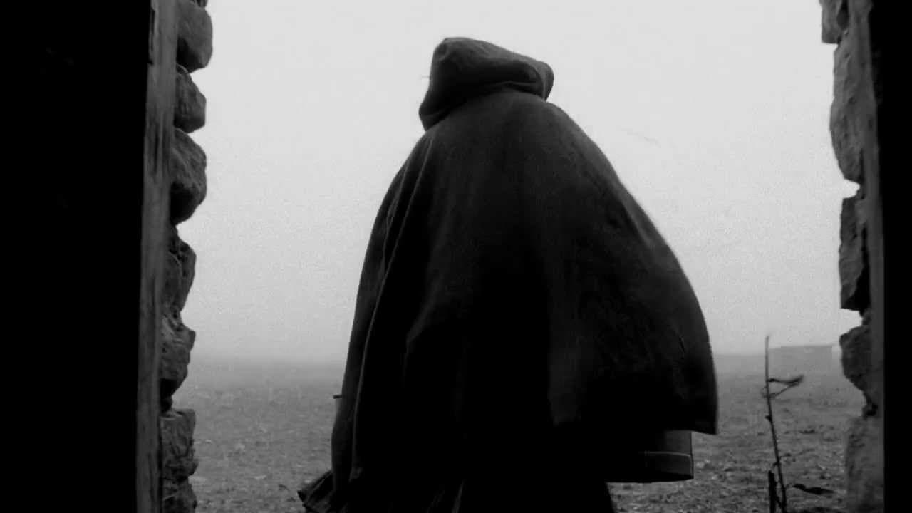 The Turin Horse trailer thumbnail