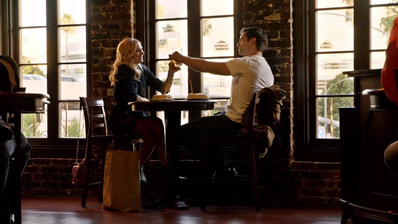 Merry Kissmas trailer thumbnail