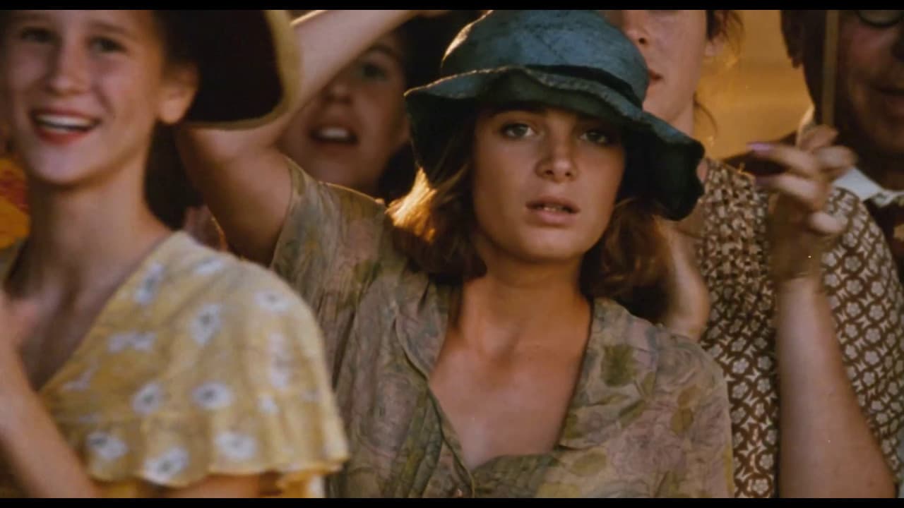 Wild Hearts Can't Be Broken trailer thumbnail