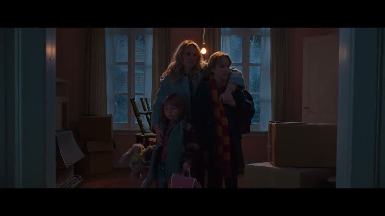 The Claus Family trailer thumbnail