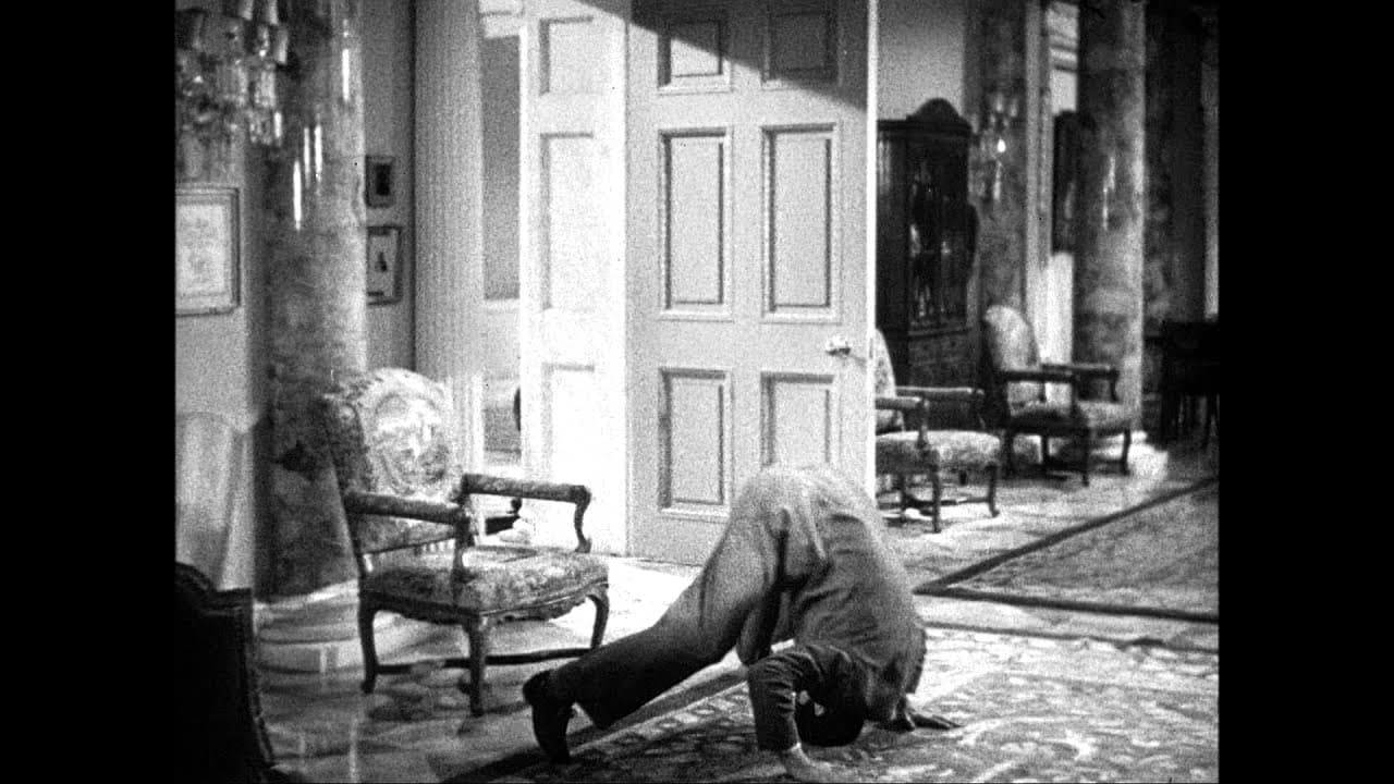 Holiday trailer thumbnail