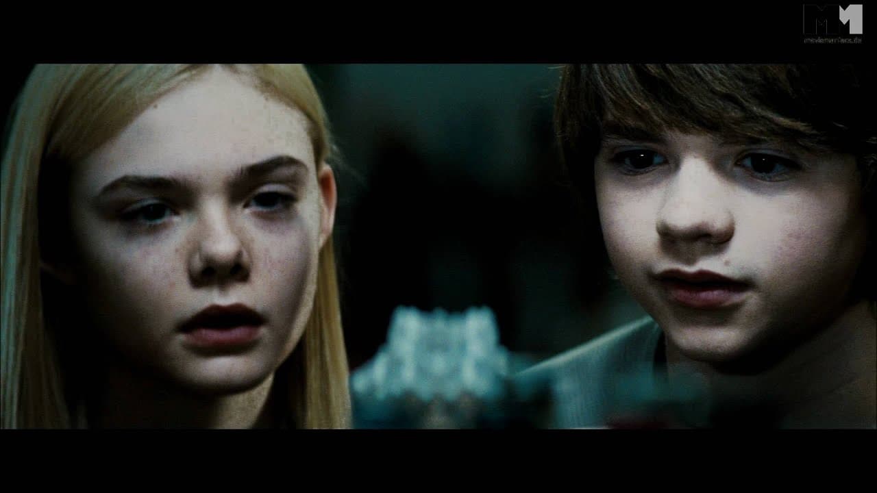Super 8 trailer thumbnail