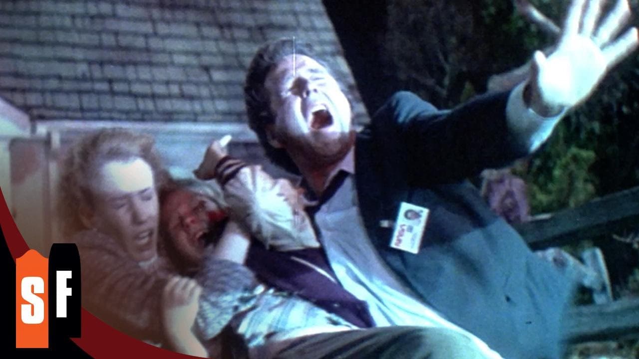 Invaders from Mars trailer thumbnail